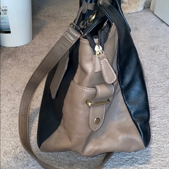 Black & Tan purse - Picture 4 of 5